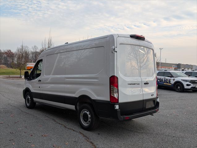 2026 Ford Transit Cargo Van T-250 148 Med Rf 9150 GVWR RWD