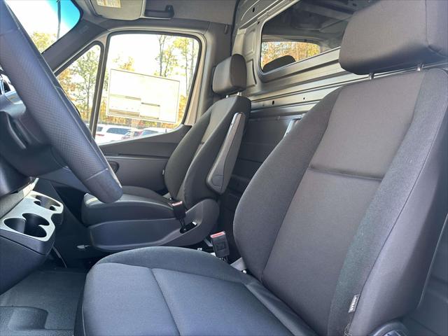 2026 Mercedes-Benz Sprinter 2500 2500 Standard Roof I4 Diesel 144"" RWD