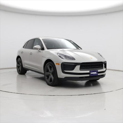 2022 Porsche Macan Base