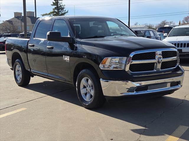 2023 RAM 1500 Classic SLT Crew Cab 4x4 57 Box 2023 RAM 1500 Classic SLT Crew Cab 4x4 57 Box