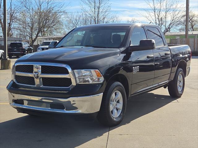 2023 RAM 1500 Classic SLT Crew Cab 4x4 57 Box 2023 RAM 1500 Classic SLT Crew Cab 4x4 57 Box