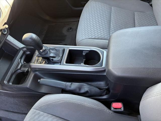 2022 Toyota Tacoma SR5 V6