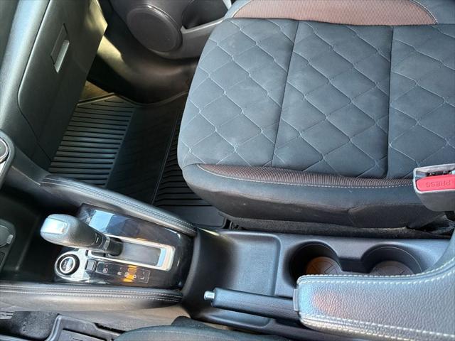 2020 Nissan Kicks SR Xtronic CVT 2020 Nissan Kicks SR Xtronic CVT