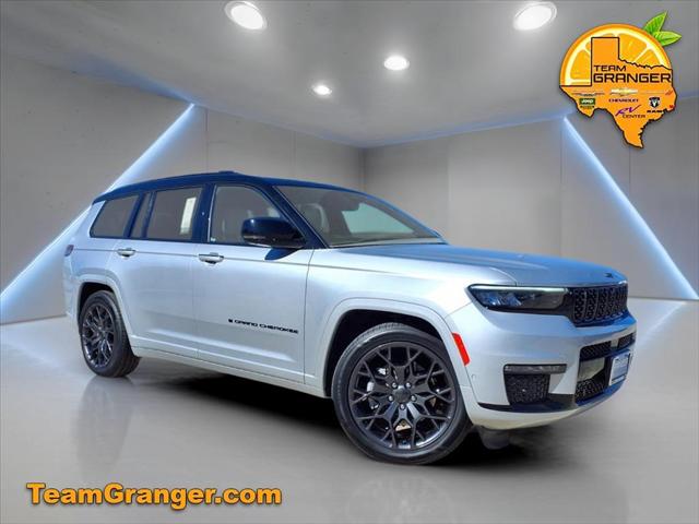 2023 Jeep Grand Cherokee L Summit Reserve 4x4 2023 Jeep Grand Cherokee L Summit Reserve 4x4