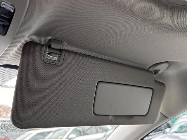 2022 Toyota Sienna XLE [25]