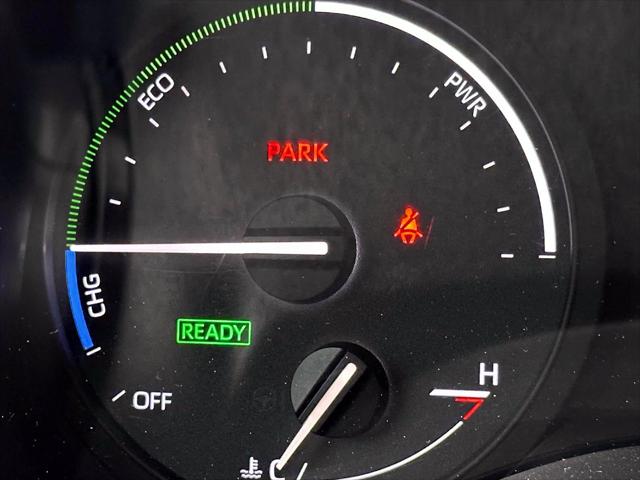 2022 Toyota Sienna XLE [28]