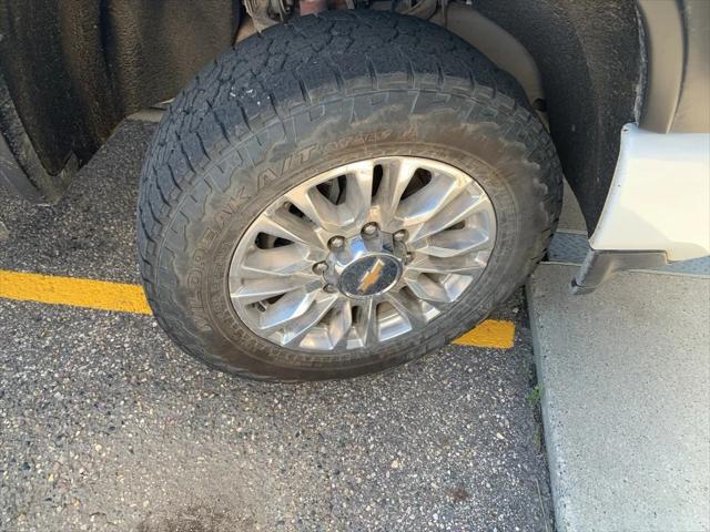 2022 Chevrolet Silverado 3500HD 4WD Crew Cab Standard Bed High Country 2022 Chevrolet Silverado 3500HD 4WD Crew Cab Standard Bed High Country