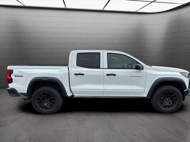 2024 Chevrolet Colorado 4WD Trail Boss 2024 Chevrolet Colorado 4WD Trail Boss