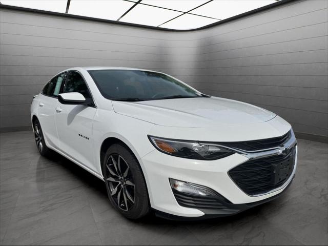 2022 Chevrolet Malibu FWD RS