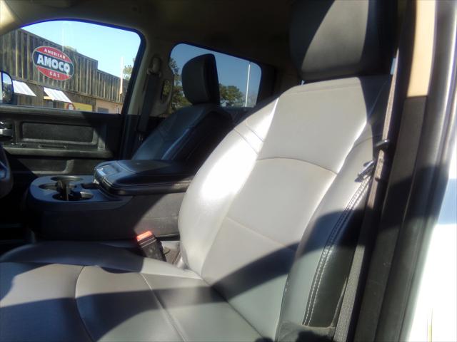2019 Ram 3500 Tradesman Crew Cab 4x4 8' Box