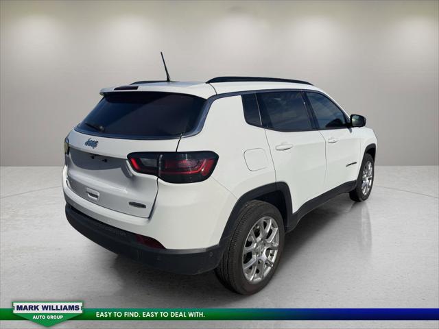 2024 Jeep Compass Latitude Lux FWD 2024 Jeep Compass Latitude Lux FWD