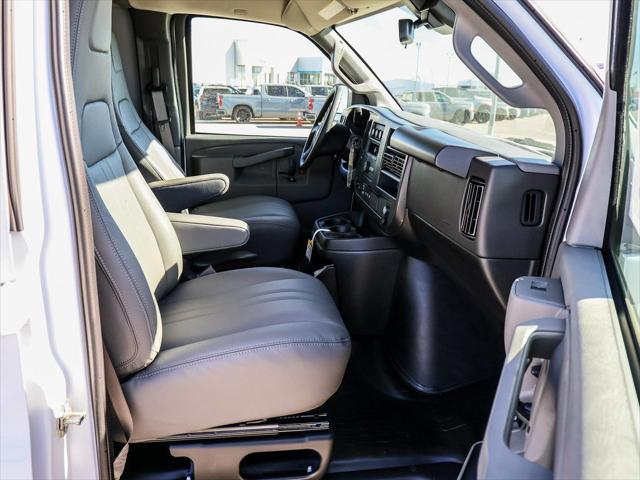 2025 Chevrolet Express Cargo Van RWD 2500 Regular Wheelbase WT