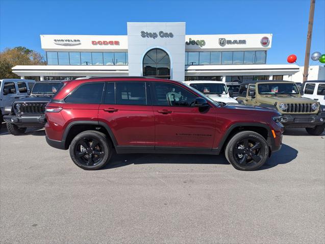 2025 Jeep Grand Cherokee Altitude X 4x4