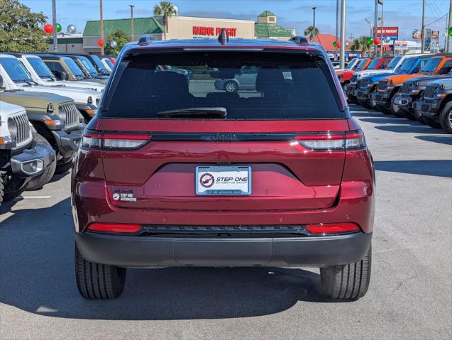 2025 Jeep Grand Cherokee Altitude X 4x4