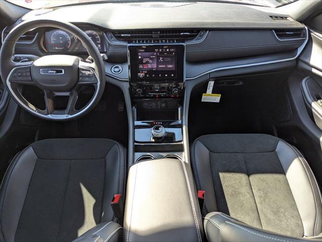 2025 Jeep Grand Cherokee Altitude X 4x4