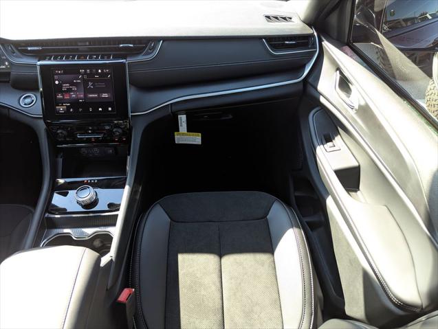 2025 Jeep Grand Cherokee Altitude X 4x4