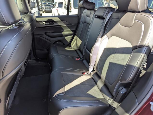 2025 Jeep Grand Cherokee Altitude X 4x4
