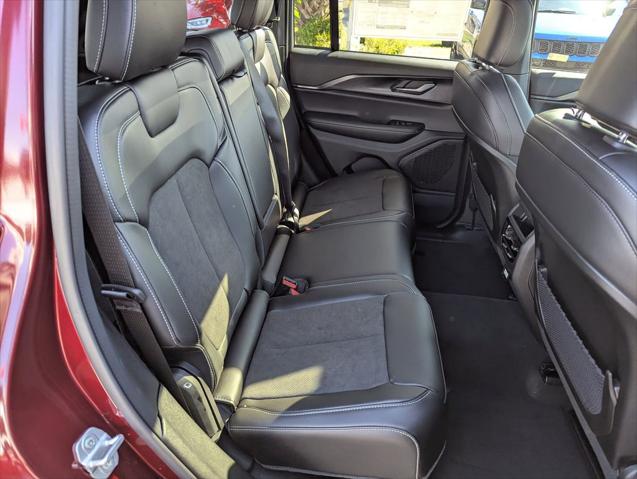 2025 Jeep Grand Cherokee Altitude X 4x4
