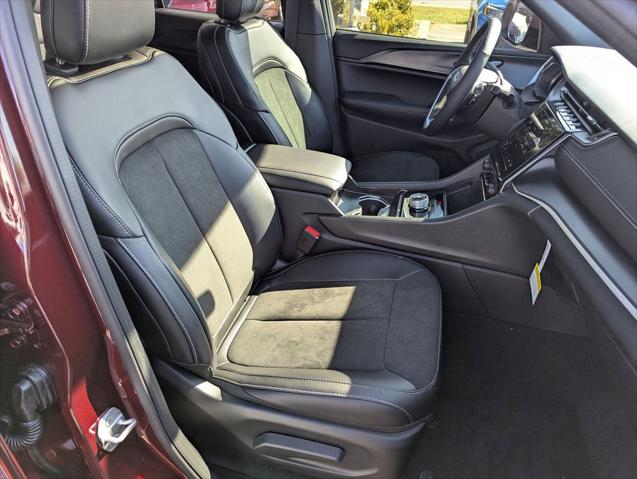 2025 Jeep Grand Cherokee Altitude X 4x4