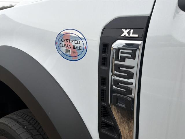 2025 Ford F-550 XL