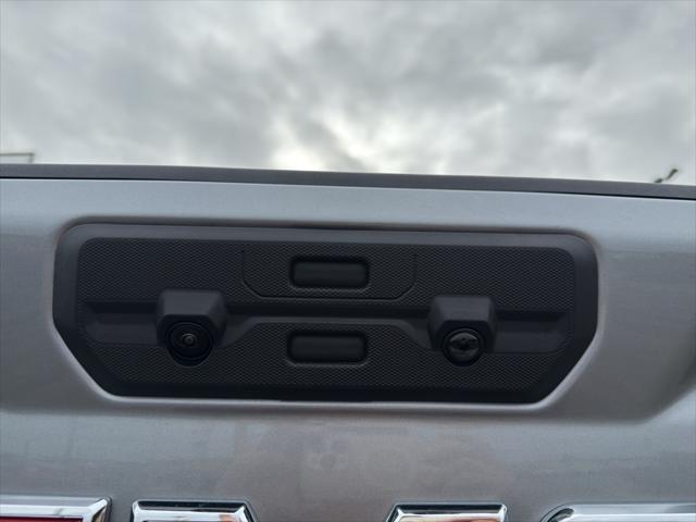2026 GMC Sierra 2500HD Crew Cab, Standard Bed, AT4, 4WD