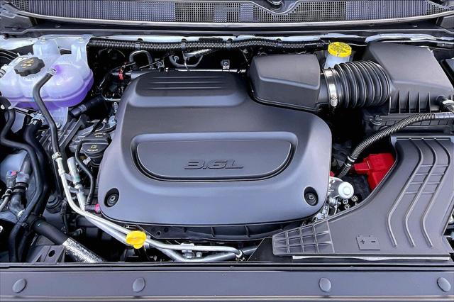 2026 Chrysler Pacifica Select AWD