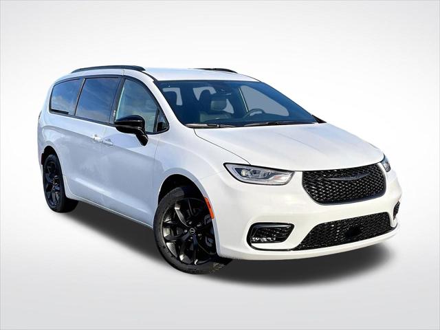 2026 Chrysler Pacifica Select AWD for sale in Tacoma, WA