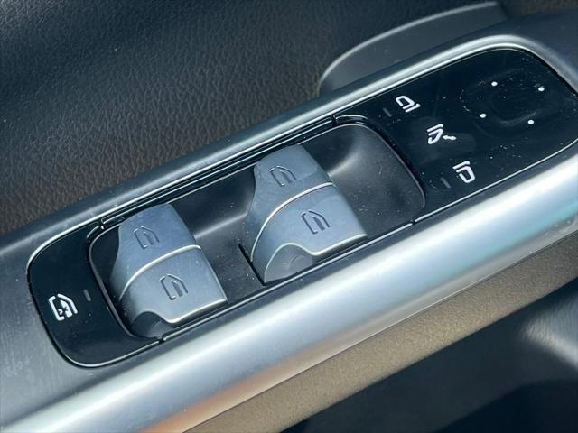 2026 Mercedes-Benz C-CLASS C 300 C 300
