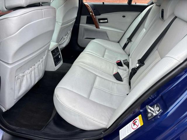 2006 BMW M5 Sedan 4D