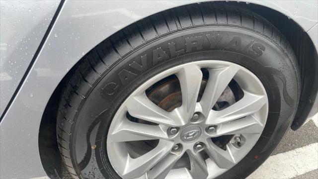 2014 Hyundai Elantra GT GT Hatchback 4D