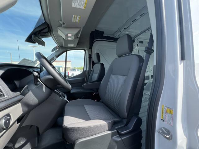 2026 Ford Transit Cargo Van T250 MR CARGO RWD