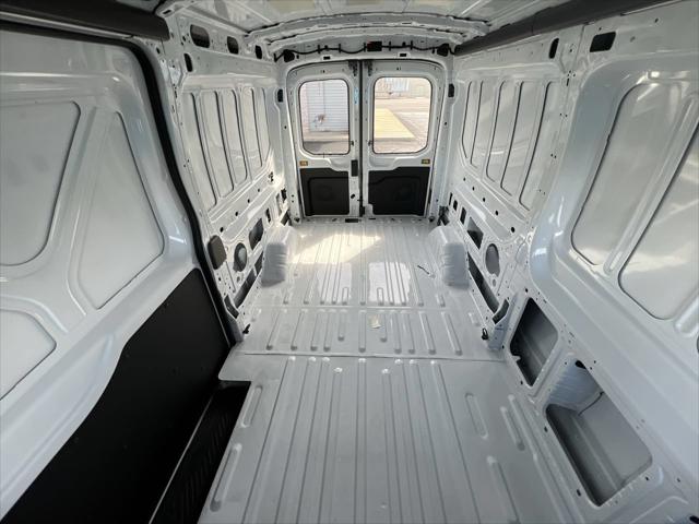 2026 Ford Transit Cargo Van T250 MR CARGO RWD