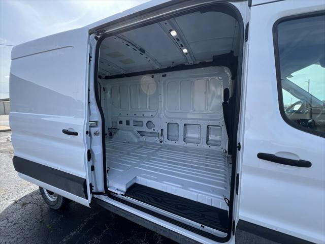 2026 Ford Transit Cargo Van T250 MR CARGO RWD