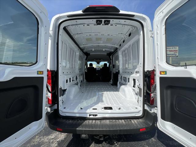 2026 Ford Transit Cargo Van T250 MR CARGO RWD
