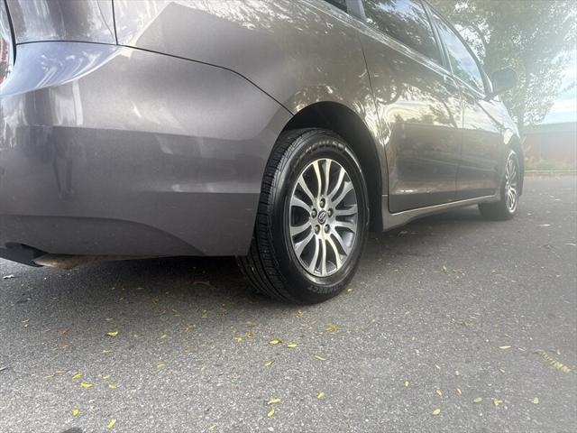 2018 Toyota Sienna XLE 8-Pass 3.5L 4dr