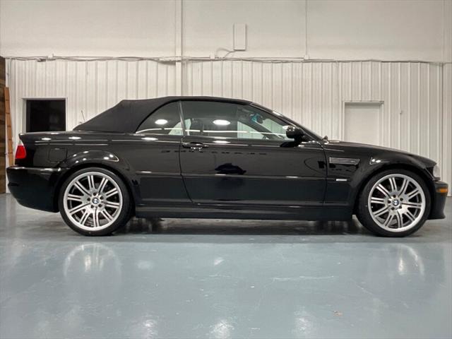 2005 BMW M3 Convertible / 3.2L 6Cyl / 6-SPEED MANUAL/69K MILES