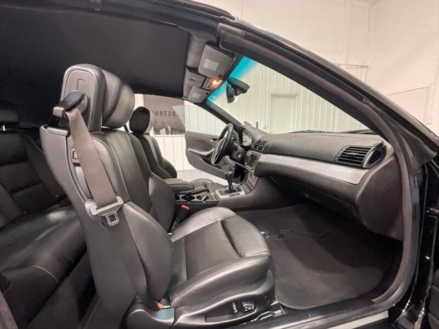 2005 BMW M3 Convertible / 3.2L 6Cyl / 6-SPEED MANUAL/69K MILES