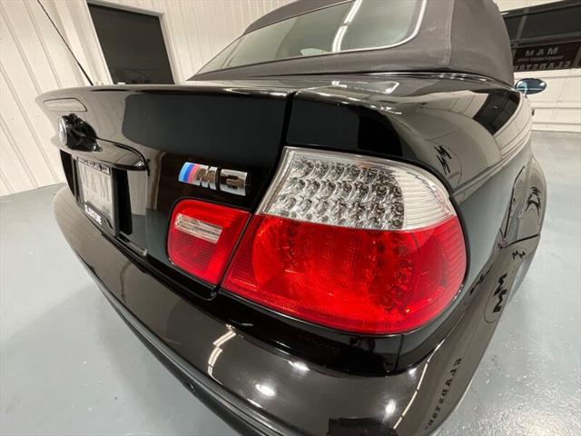 2005 BMW M3 Convertible / 3.2L 6Cyl / 6-SPEED MANUAL/69K MILES