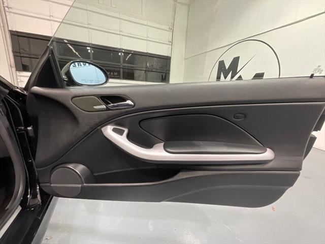 2005 BMW M3 Convertible / 3.2L 6Cyl / 6-SPEED MANUAL/69K MILES