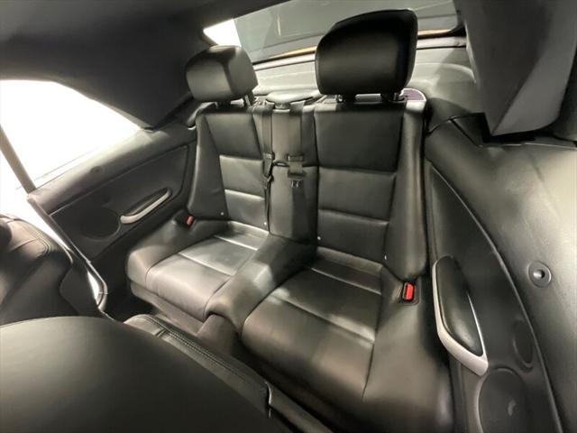 2005 BMW M3 Convertible / 3.2L 6Cyl / 6-SPEED MANUAL/69K MILES