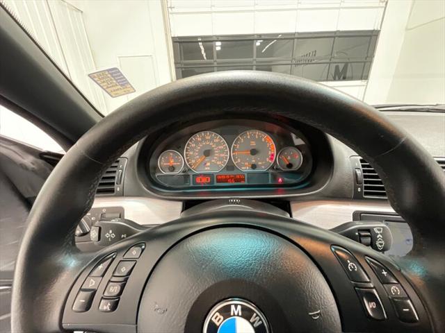 2005 BMW M3 Convertible / 3.2L 6Cyl / 6-SPEED MANUAL/69K MILES