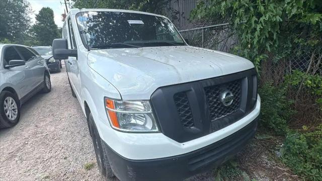2017 Nissan 2500 SV V6 for sale in Houston, TX