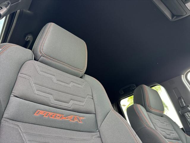2026 Nissan Frontier Crew Cab PRO-4X 4x4