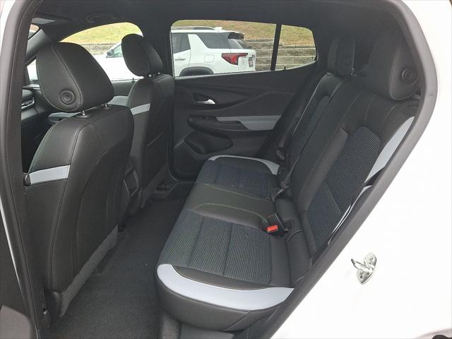 2026 Buick NV Preferred FWD