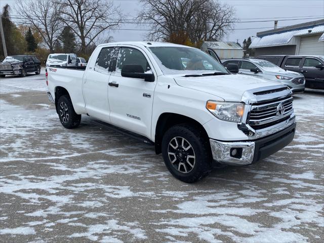 2017 Toyota Tundra SR5 5.7L V8 2017 Toyota Tundra SR5 5.7L V8