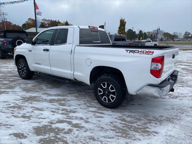 2017 Toyota Tundra SR5 5.7L V8 2017 Toyota Tundra SR5 5.7L V8