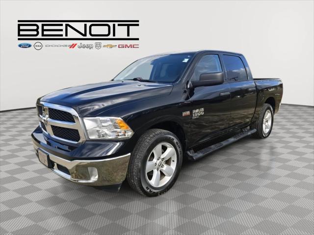2024 RAM 1500 Classic Tradesman Crew Cab 4x4 57 Box 2024 RAM 1500 Classic Tradesman Crew Cab 4x4 57 Box