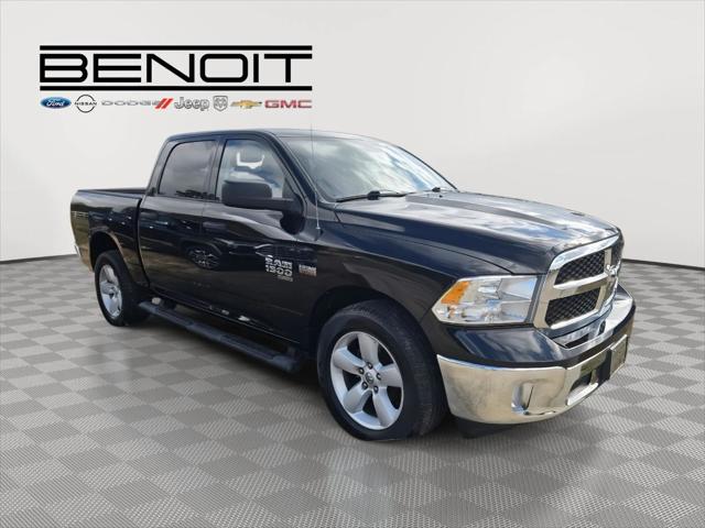 2024 RAM 1500 Classic Tradesman Crew Cab 4x4 57 Box 2024 RAM 1500 Classic Tradesman Crew Cab 4x4 57 Box