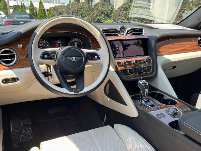 2024 Bentley Bentayga V8 2024 Bentley Bentayga V8