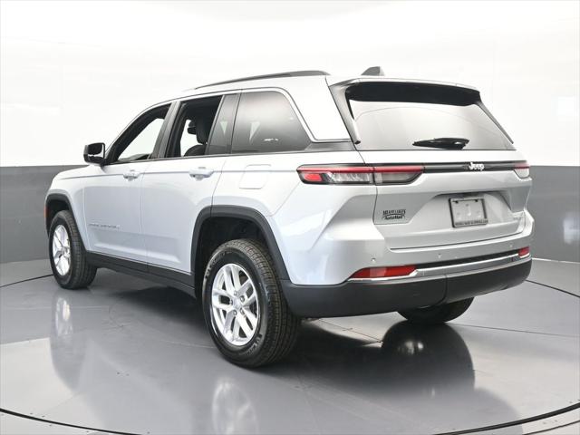 2024 Jeep Grand Cherokee Laredo X 4x2